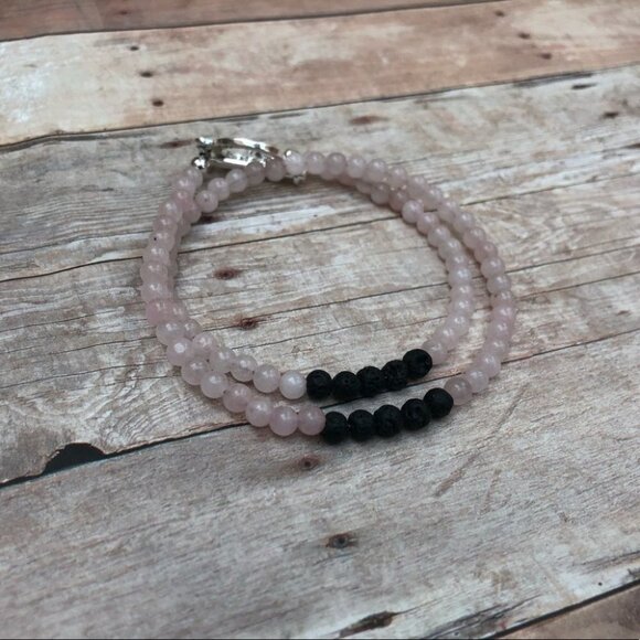 Rose Quartz Diffuser Bracelet - Picture 1 of 4